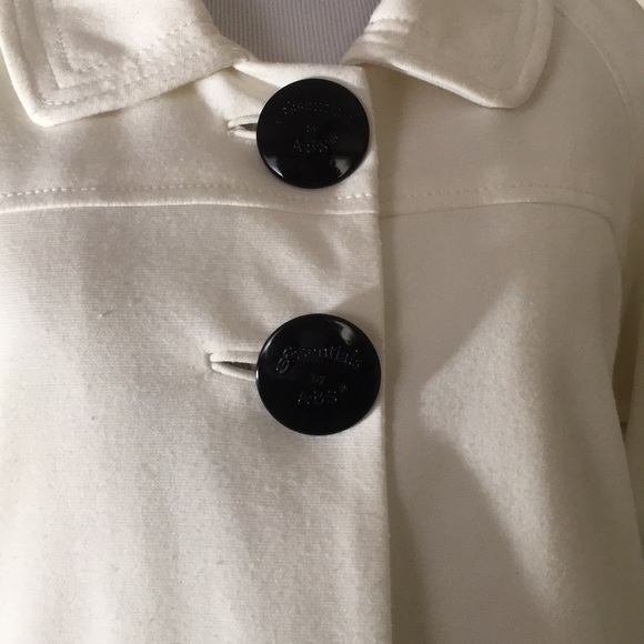 Essentials by ABS crop jacket. Size 6 - Picture 2 of 8